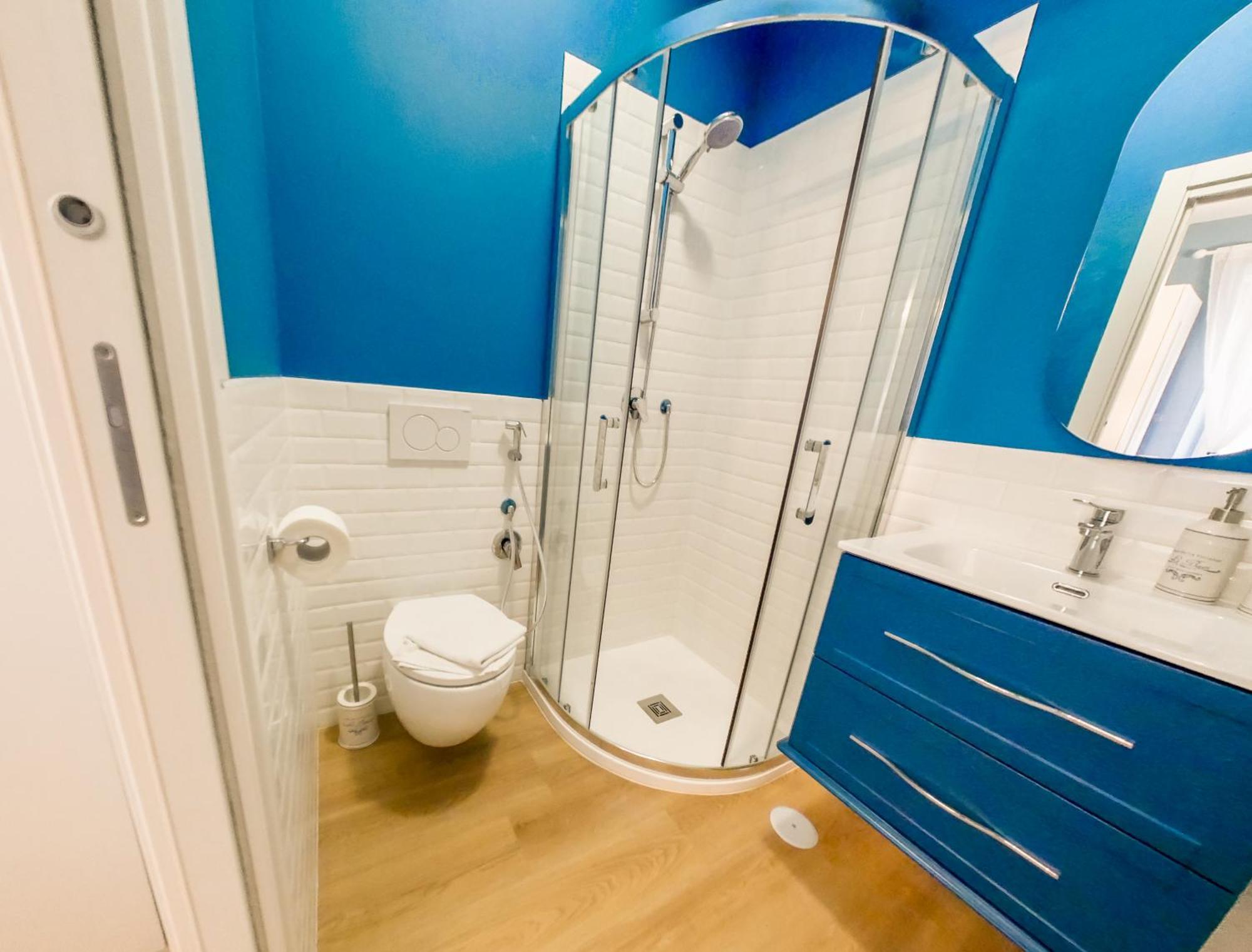 Chic Modern 2-Bedroom Near Metro Řím Exteriér fotografie